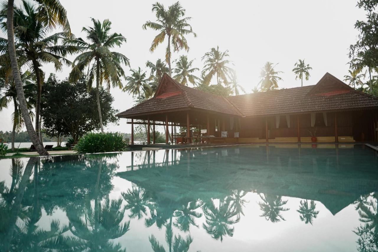 Lakeshore Villa Alappuzha Екстериор снимка